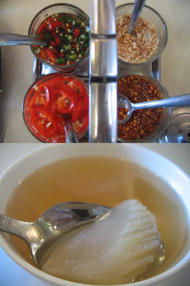 桌上的四式調味架;清清的蘿蔔清湯