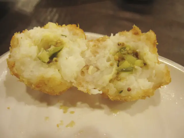 芥末子墨魚丸球