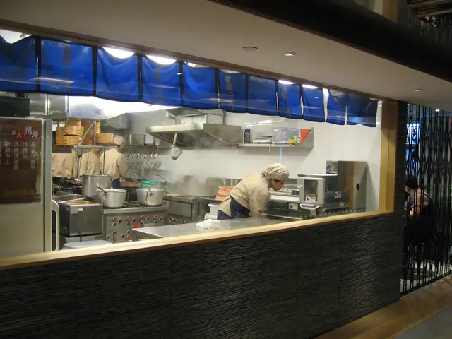 門口可以看到廚房製造烏冬的過程