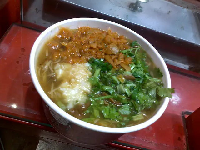 味略啖. 唔知點解要等好耐才有得食