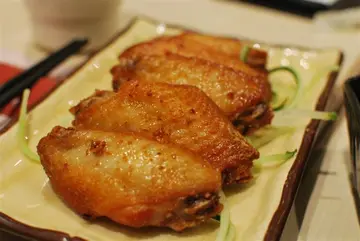 炸鸡翼，ok但无mud特别，不过阿仔最钟意