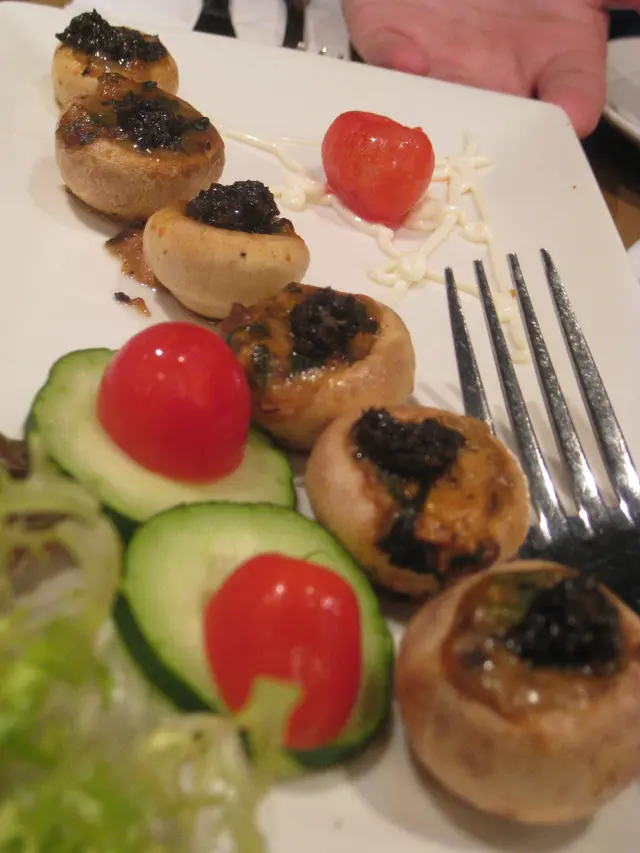 萬聖吞拿魚白菌