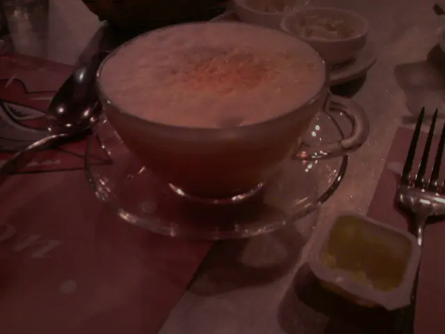 泡沬煙三文魚忌廉湯