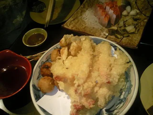 天婦羅都OK, 不過魚生依然係帶有魚皮