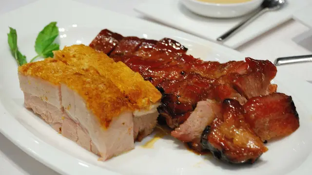 蜜餞叉燒皇 拼 脆皮燒腩仔