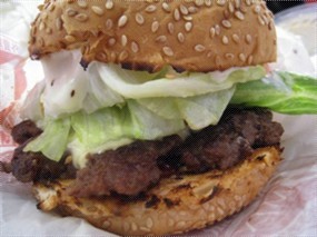 芝士手打牛肉漢堡 - 鰂魚涌的Burger Mix