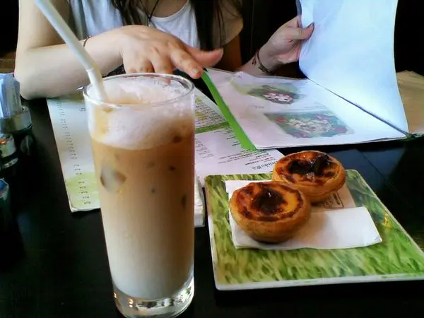 Iced Latte + 葡撻