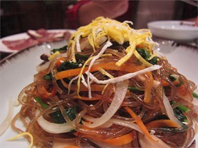 炒雜菜粉絲 - 銅鑼灣的新羅寶韓國餐廳