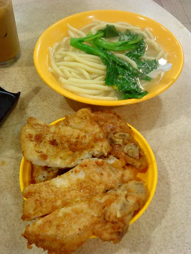 豬扒粗麵