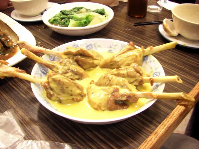 沙拉豬寸骨 $78-