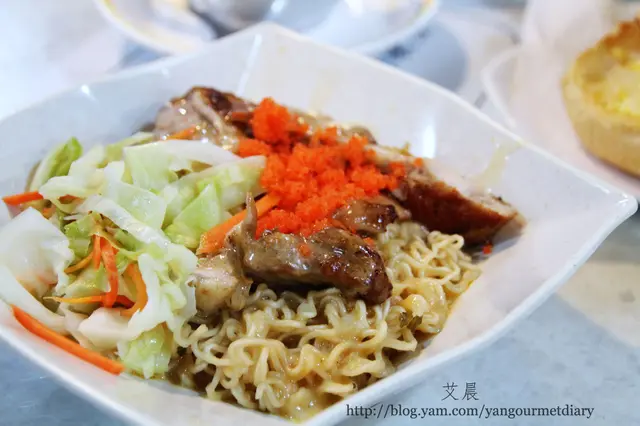 龍蝦汁蟹籽雞扒撈丁