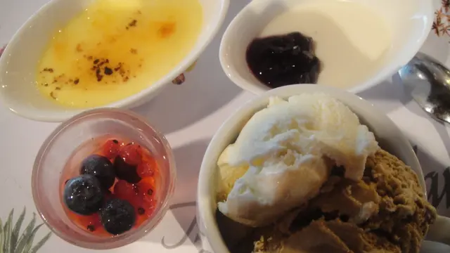 布甸、Movenpick雪糕稍甜，但超市買貴到癲～