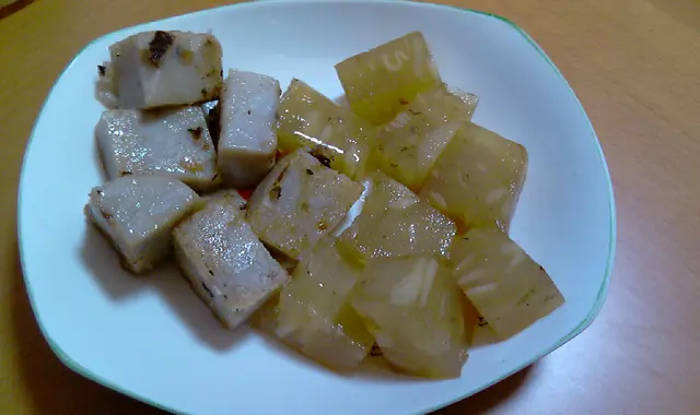 桂花蔗汁馬蹄糕、紫香芋頭糕