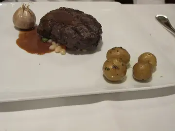 Grilled Sirloin Steak with Black Peppercorn Jus