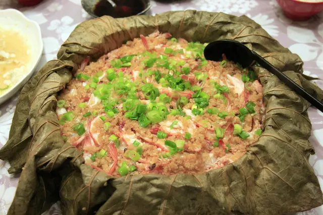 蒜茸蝦蒸飯，一個字：鮮！