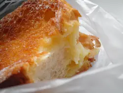法式鲜奶树头包~((内部