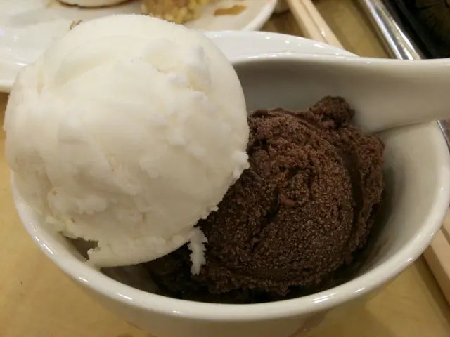 最後入左兩球___雪榚