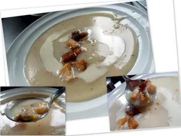 白汤(忌廉蚬肉汤)