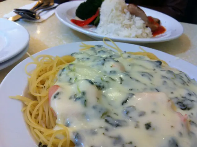 菠菜蝦肉天使麵