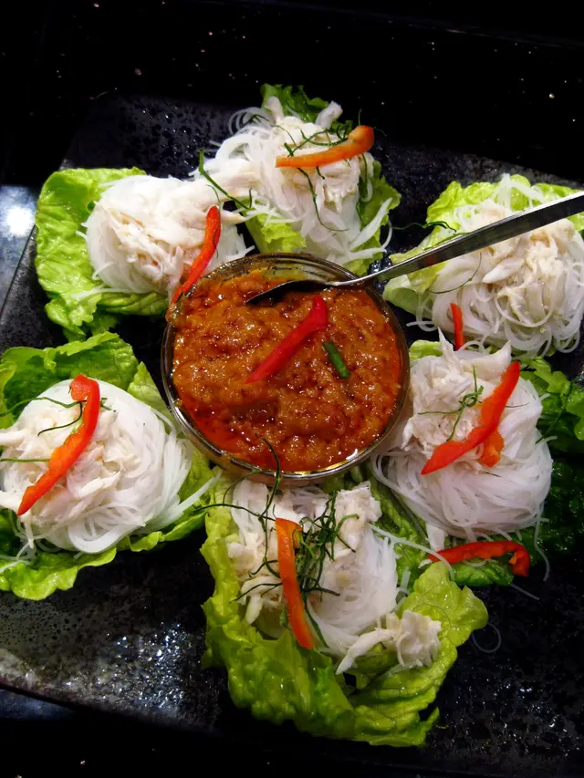 蟹肉米粉生菜包