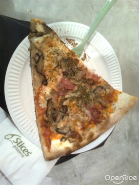 $30 ham &amp; mushroom - 銅鑼灣的Slices Pizzeria
