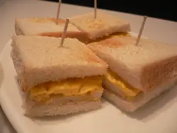 片头炒蛋三文治