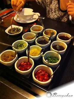 多種醬料任你溝~