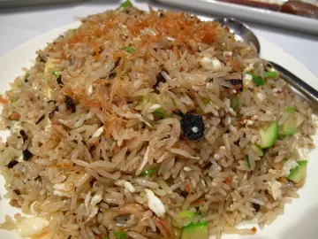 無料的龍皇一品炒飯