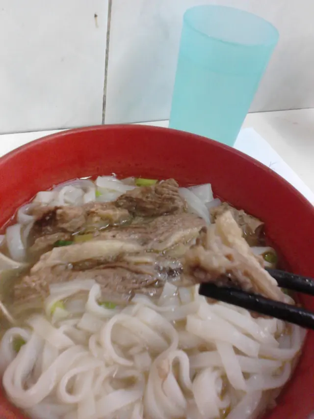 好腍香 又大塊的牛腩河 