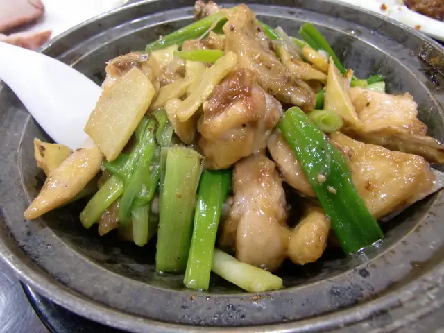 胡椒薑蔥爆雞煲