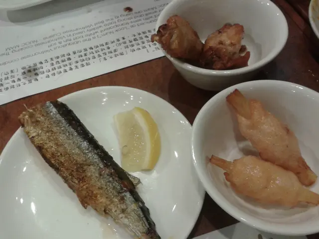 越式燒秋刀魚 、 香芧雞翼 & 越南蔗蝦