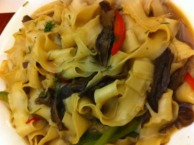 牛肝菌燴手趕麫