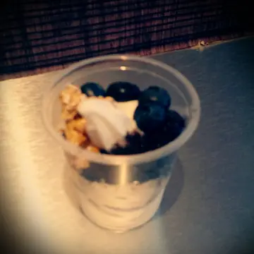 $3一个topping﹐D oreo连半块饼都无收我$3﹖有病﹖