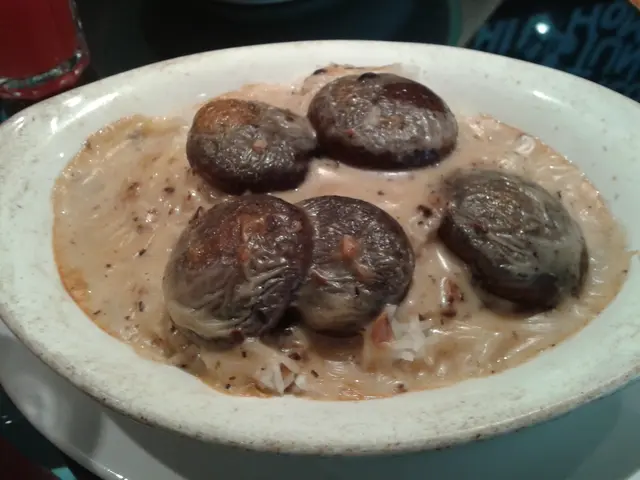 豆豉香蒜汁焗鮮冬茹飯 $48