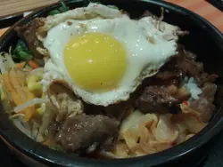 以韓風作主打既頽廢石頭飯!!