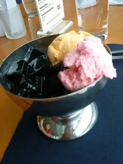 DIY 草莓芒果雙球雪糕+涼粉