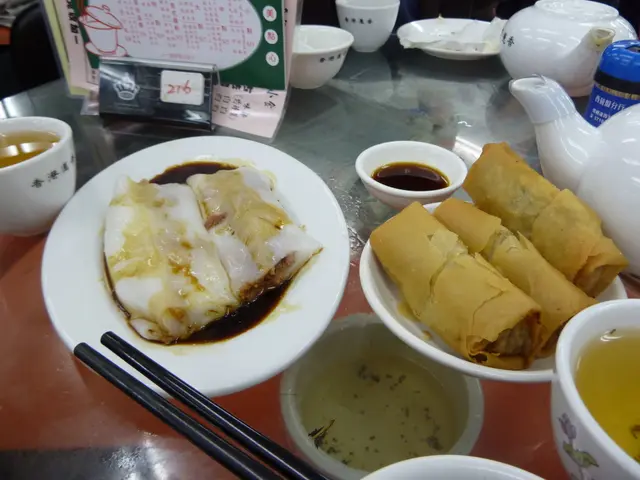 叉燒腸+春卷