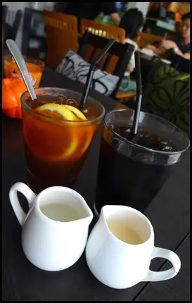 凍檸茶 + 凍咖啡