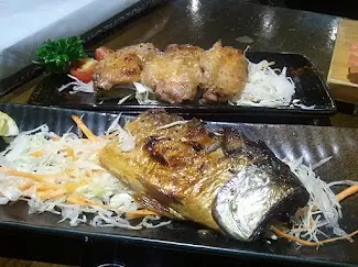燒青花魚小食+燒七味雞亦小食