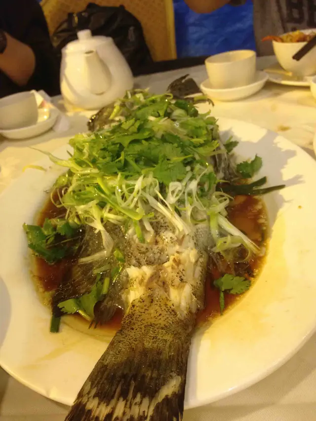 唔掂 ( 無肉味,唔多新鮮 )