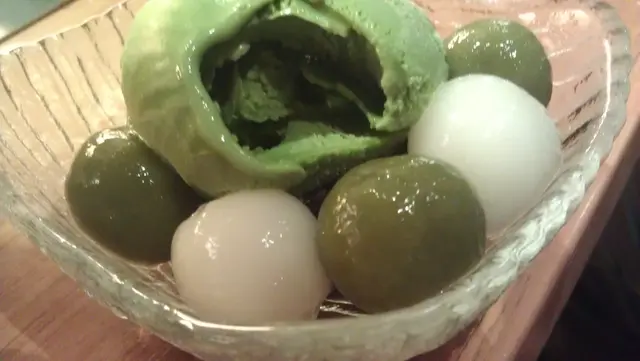 綠茶雪糕配紅豆糯米糍