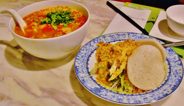 tomato crab noodle and牙車快。