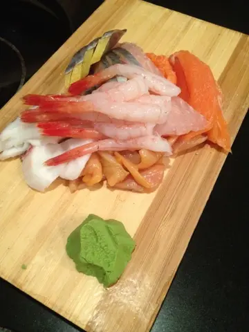 魚生盆