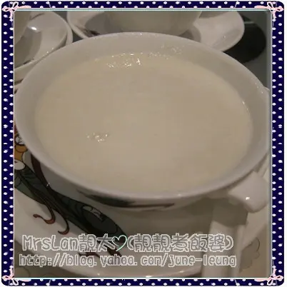 蛋白杏仁茶