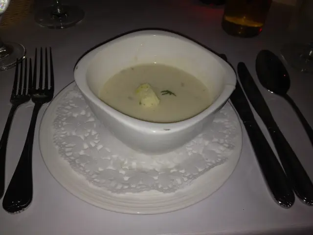 個湯看似平凡, 其實夠creamy, ok good!