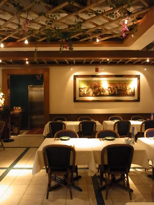 spacious area recommend by a western friend