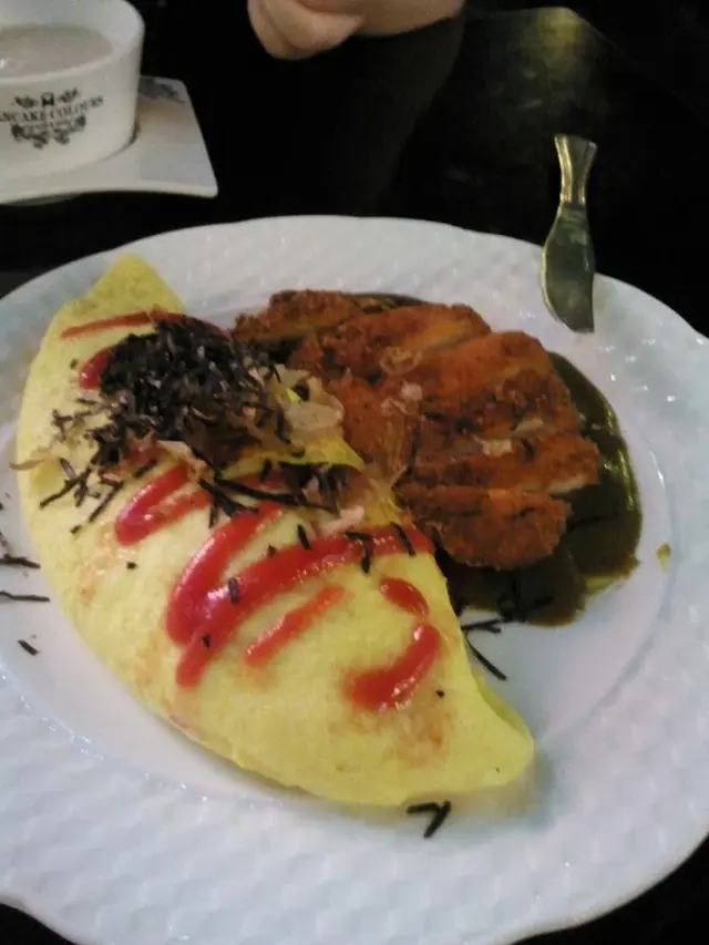 咖哩豬扒蛋包飯