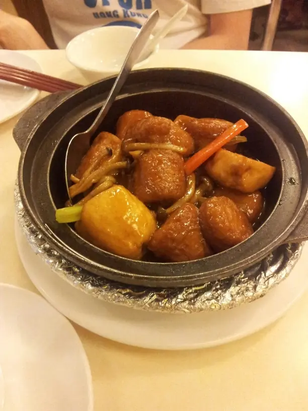 靈芝菇豆腐煲 ($5x)
