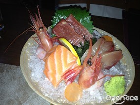 Small sashimi platter  - Kyoto Joe in Central 