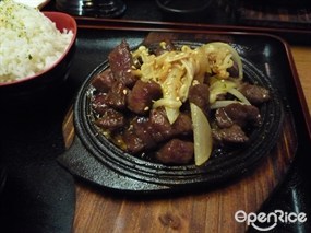 鐵板燒金菇牛肉粒 - 新蒲崗的千秋居食屋